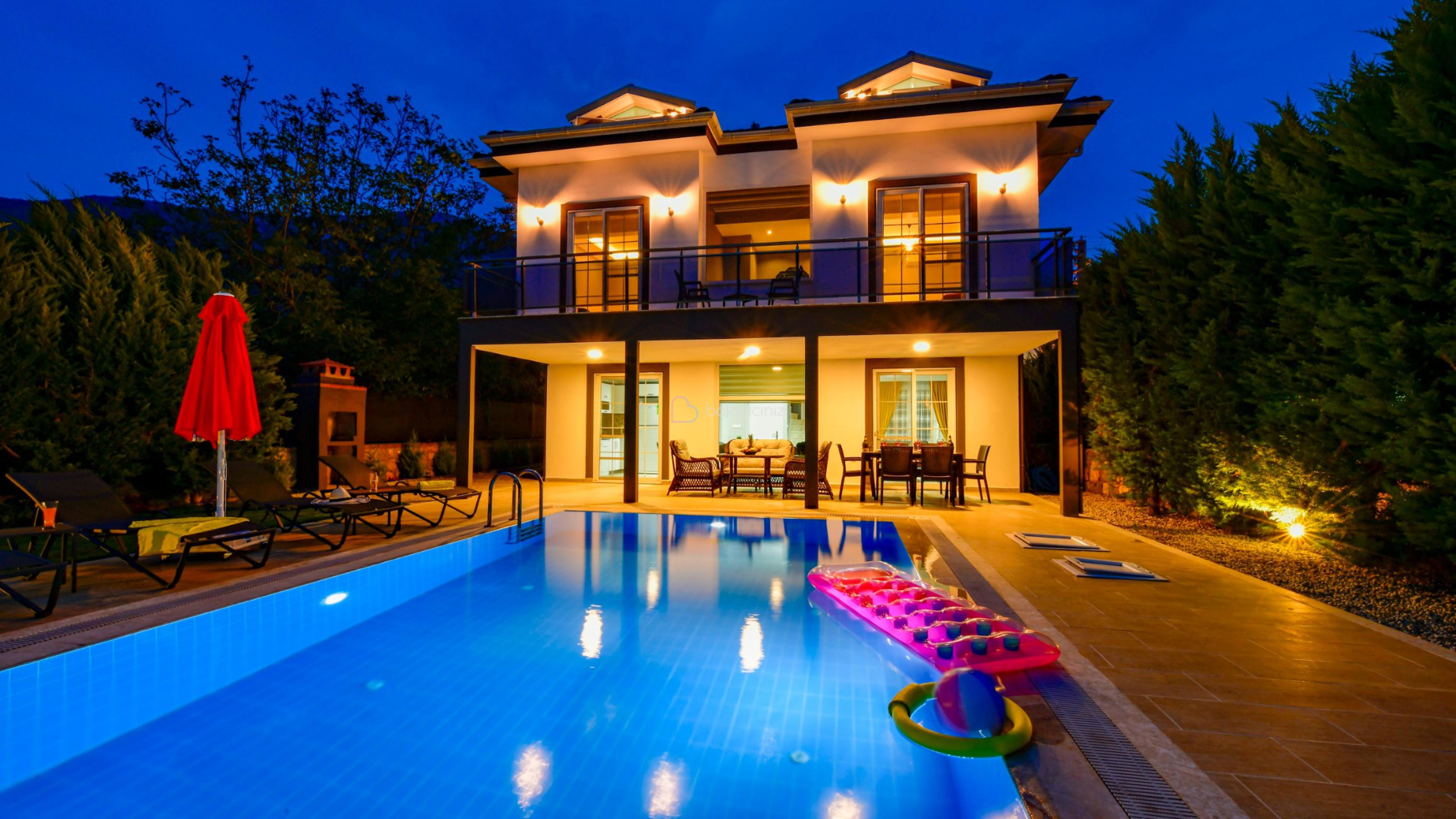 Villa Blue Duo