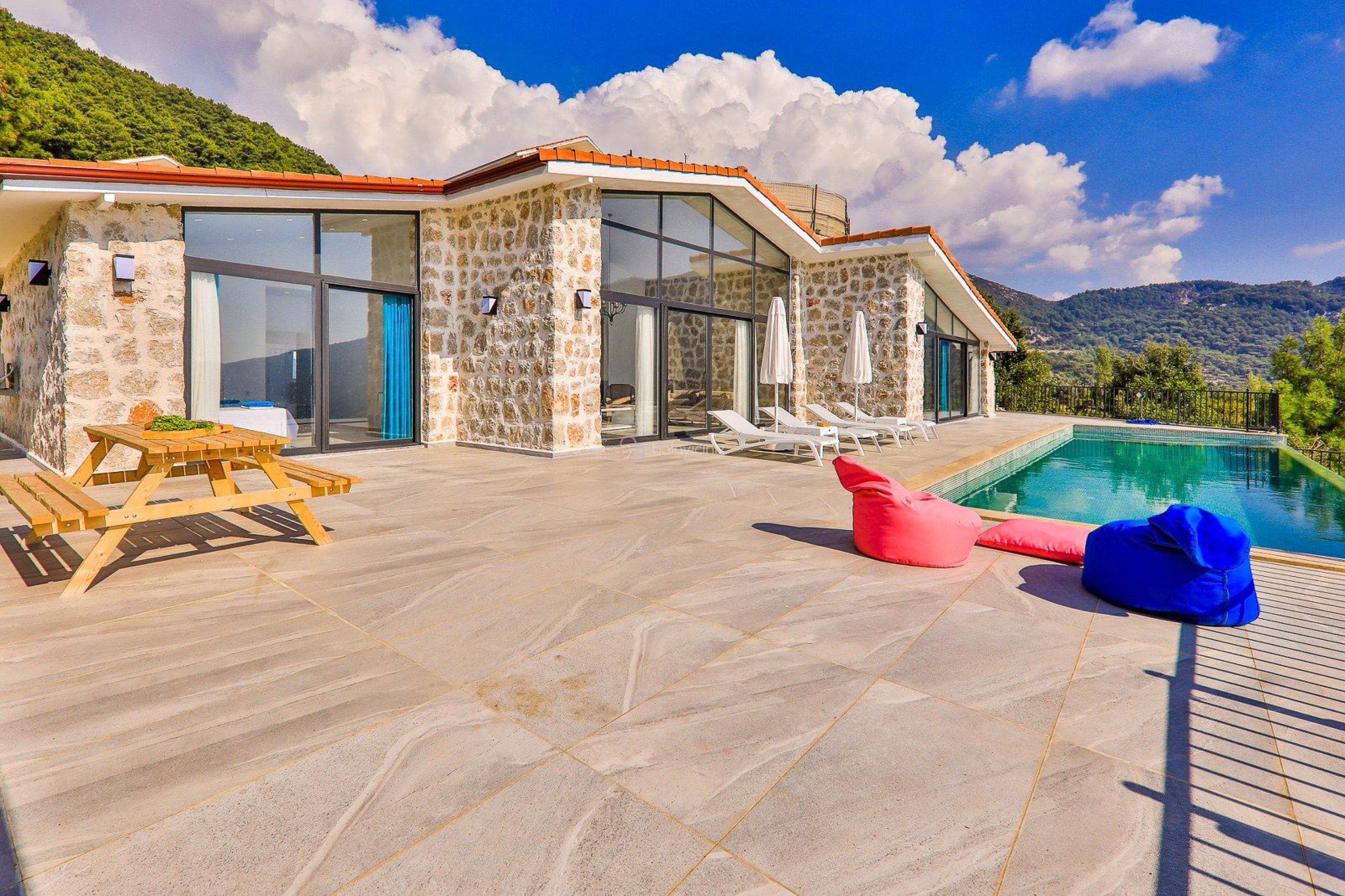 Villa Hira 5