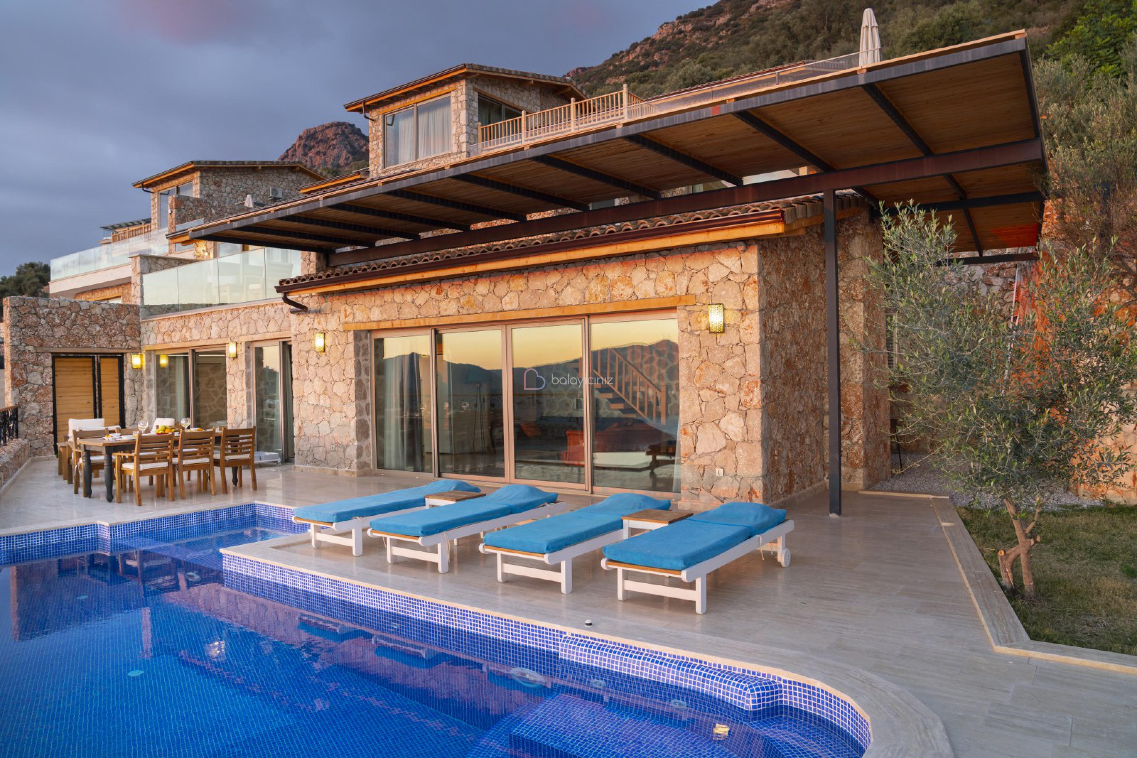 Villa Zest