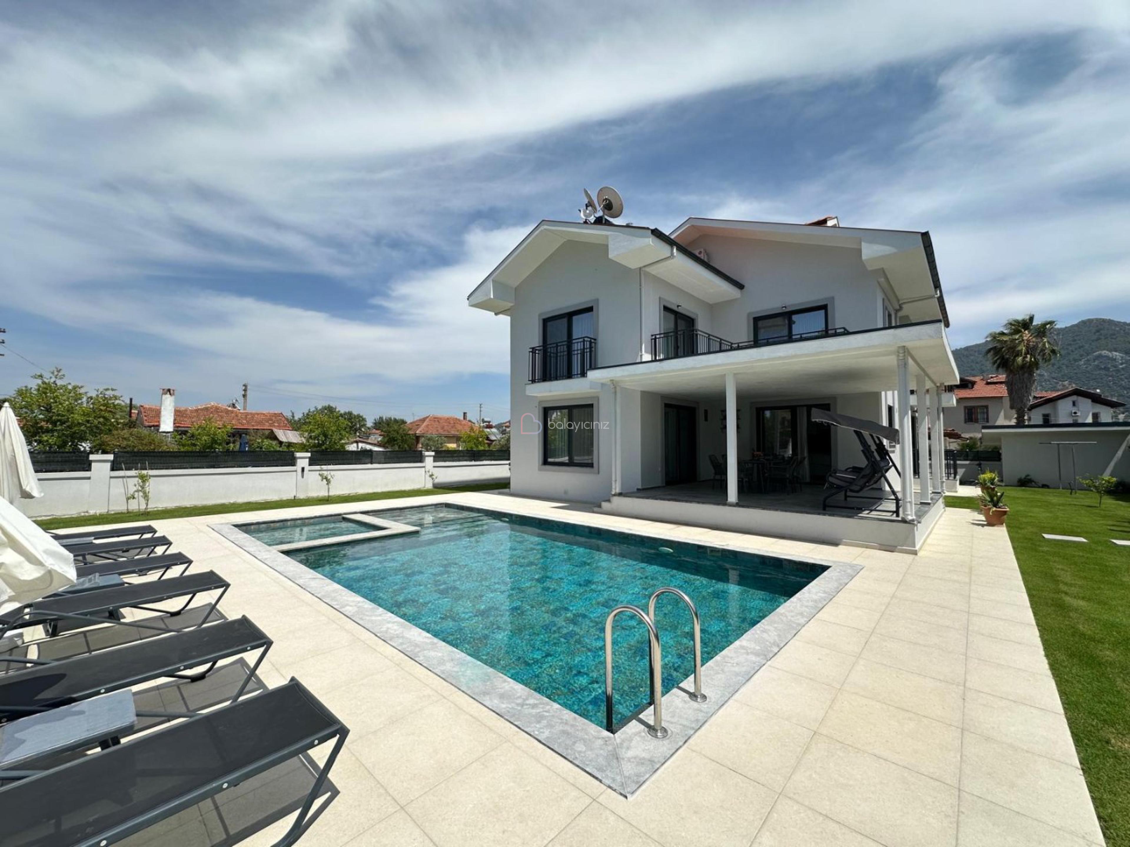 Villa Tomris