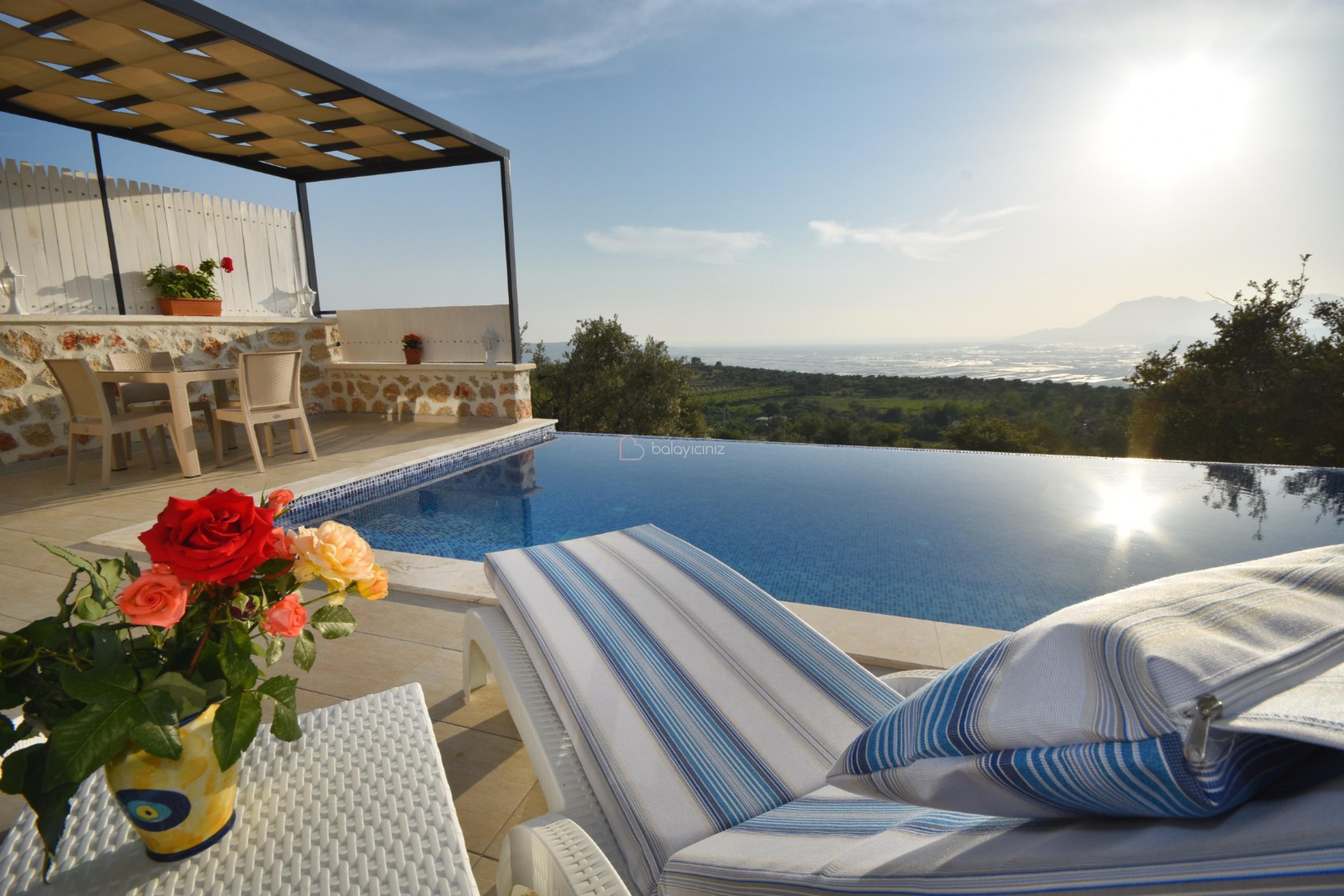 Villa Ural 