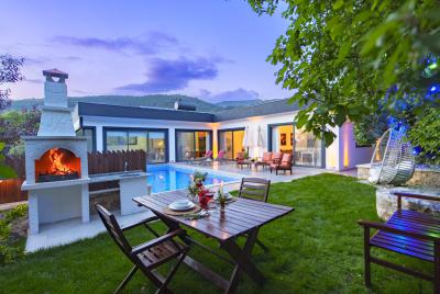 Villa Aqua
