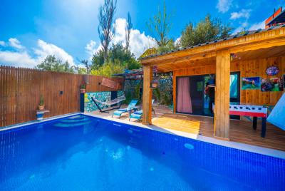 Villa Rainbow Uno