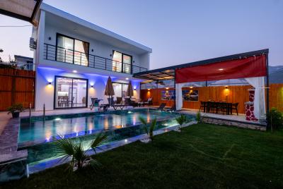 Villa Sinem Duo