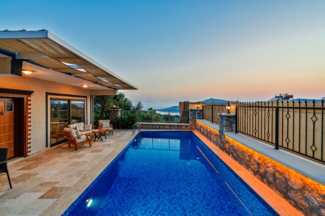Villa Samyeli, Deniz ve Doga Manzarali, Jakuzili, Korunakli villa | Balayiciniz
